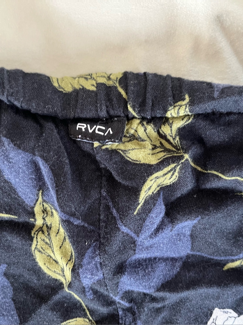 RVCA Dark Navy/Black Floral Print Shorts with Yellow-Green Leaves - Picture 4 of 4